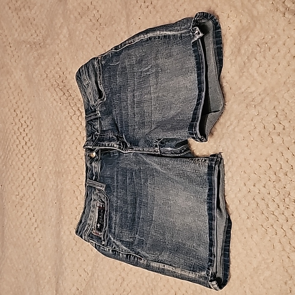 Zanadi, size 8, American flag pocket shorts